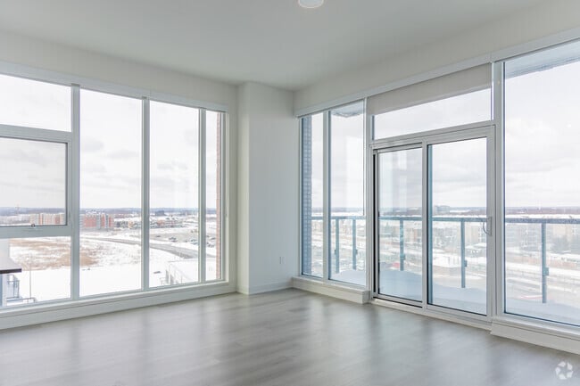 2BR, 2BA - 865SF - Living Room