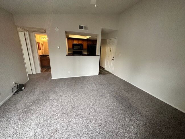 Photo - Lincoln Park Apartments