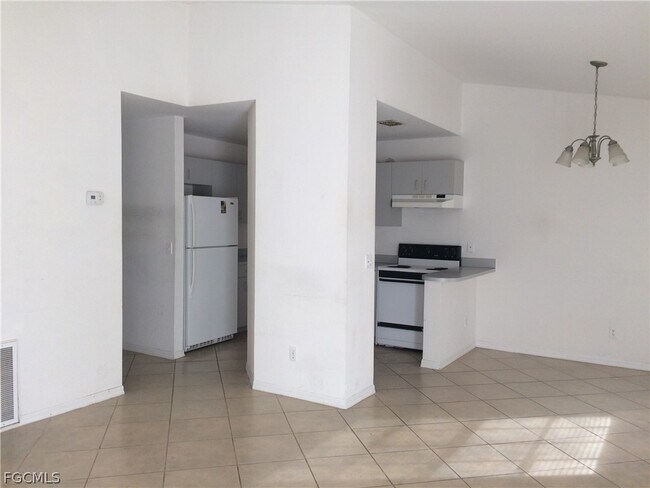 Photo - 19237 Tangerine Rd