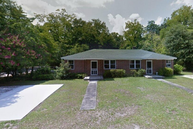 Building Photo - Cozy 2-Bedroom Duplex in Southeast Columbia – Brandon Acres!