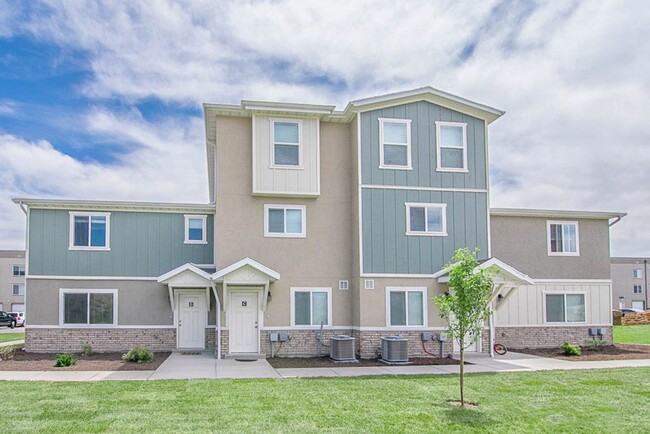 Gorgeous 3-Story Townhomes in Easton Park.... - Gorgeous 3-Story Townhomes in Easton Park....