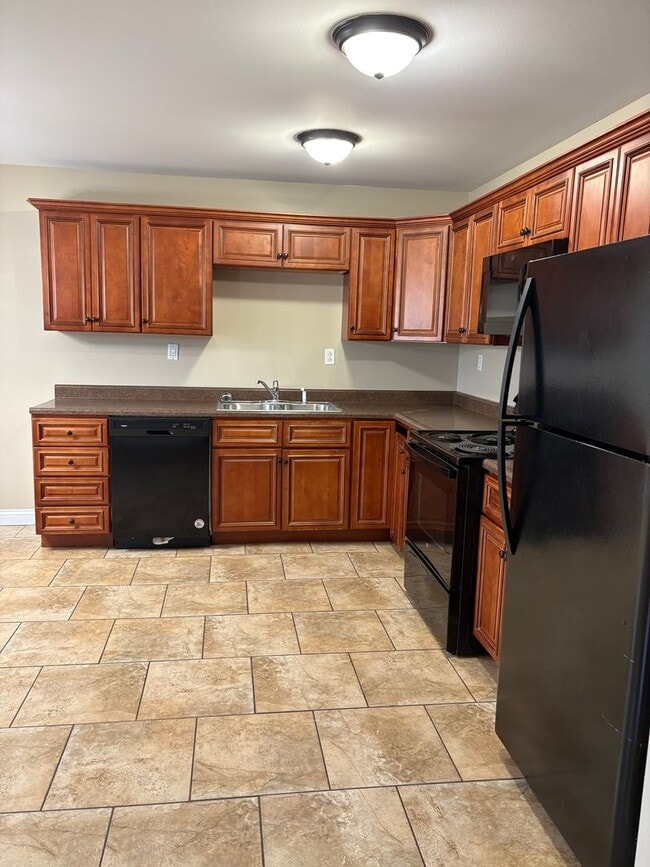 Building Photo - Charming 2BR/2BA Duplex in Mount Sterling –Washer/Dryer Included!