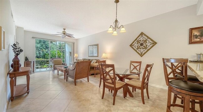 4655 Tower Hill Ln Unit 2414
