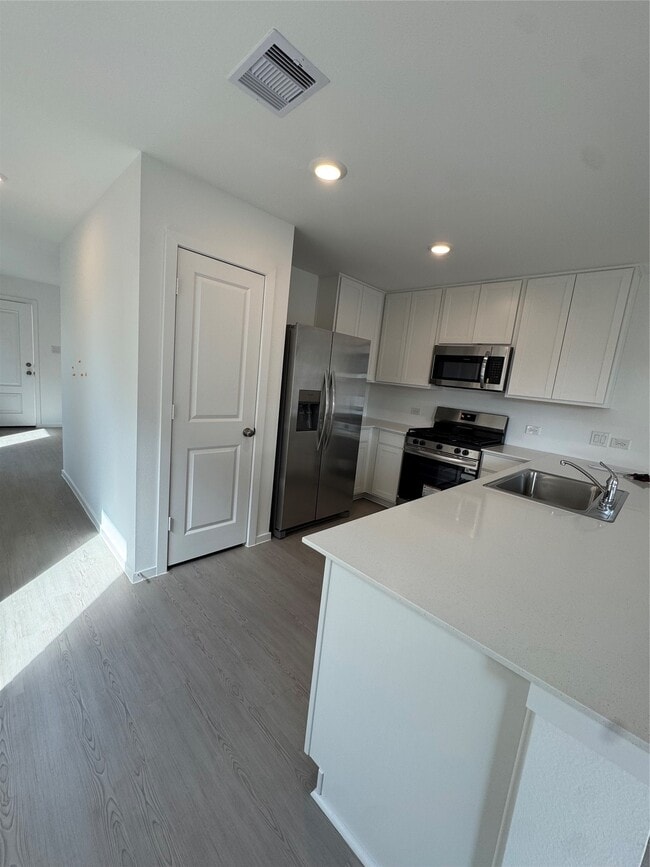 Photo - 3080 Fantasy Ter Dr