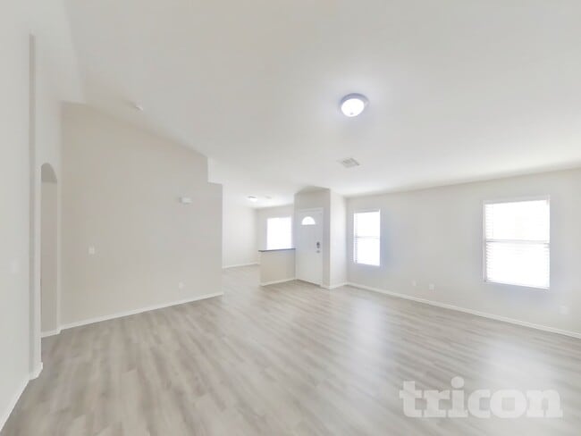 Photo - 7739 Whitesboro Ct