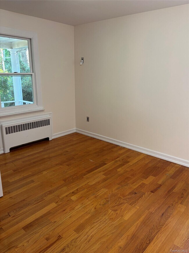 Photo - 261 Schenck Ave Unit 1st Floor