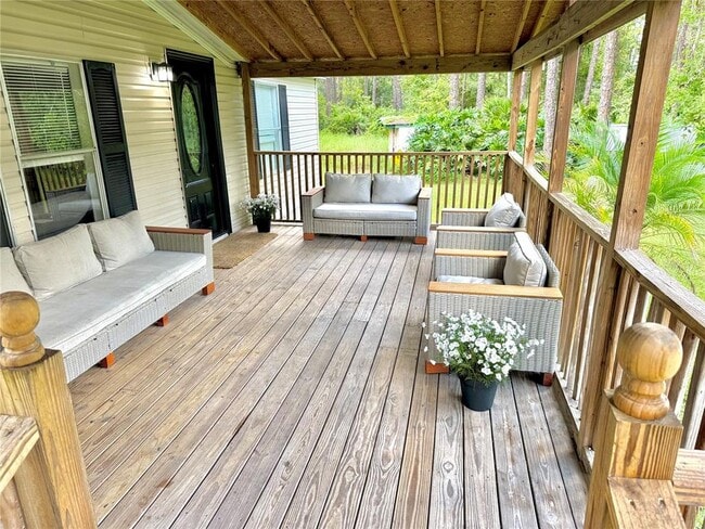Photo - 140 Schofield Ln