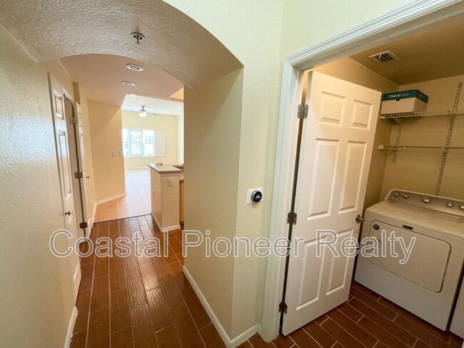 Photo - 200 4th Ave S Unit #420