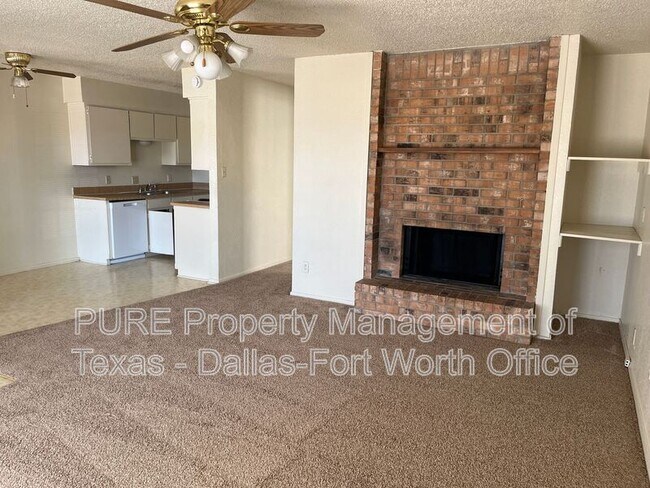 Photo - 423 Claire Ct