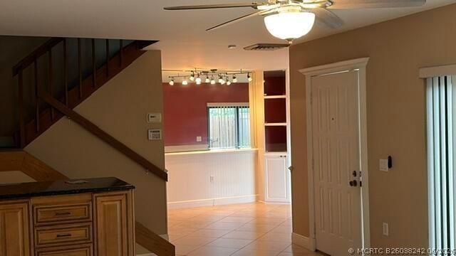 Building Photo - 3900 SE County Line Rd Unit 24d