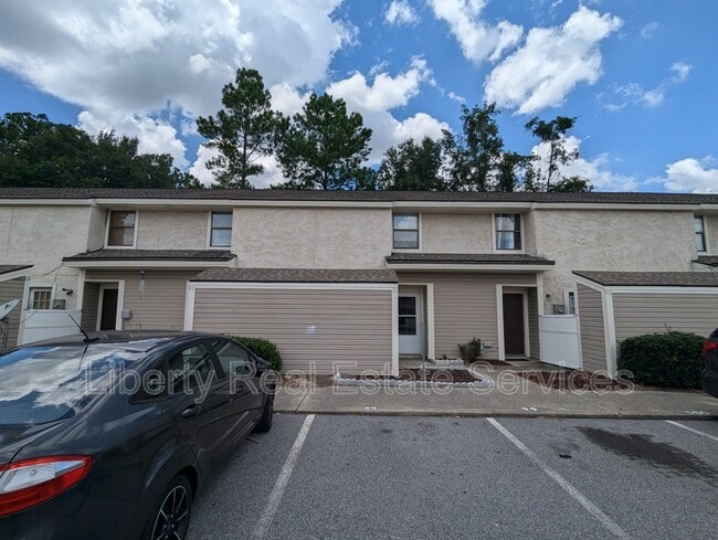 Building Photo - 727 S Main St Unit Apt 101