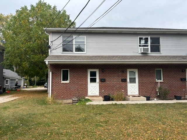 Building Photo - 322 W Railroad St Rental