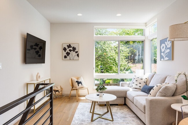 Photo - 2116 3rd Ave N Apartamento Unidad ID1035886P