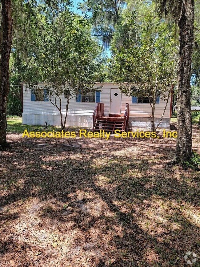 Building Photo - Quiet Country Living! Rental