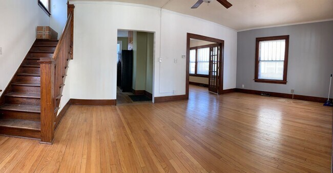 Photo - 110 W Columbia Ave Unidad #1