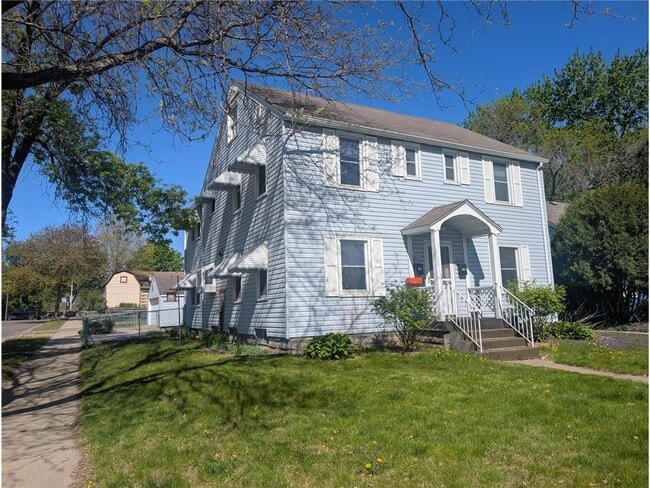 1049 Gorman Ave