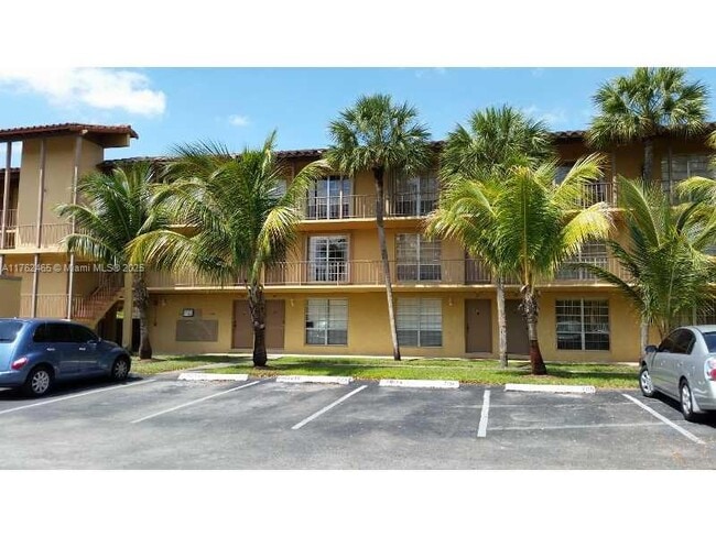 Building Photo - 7155 Miami Lakes Dr Unit P2 Rental