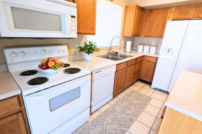 Photo - 10326 W Missouri Ave