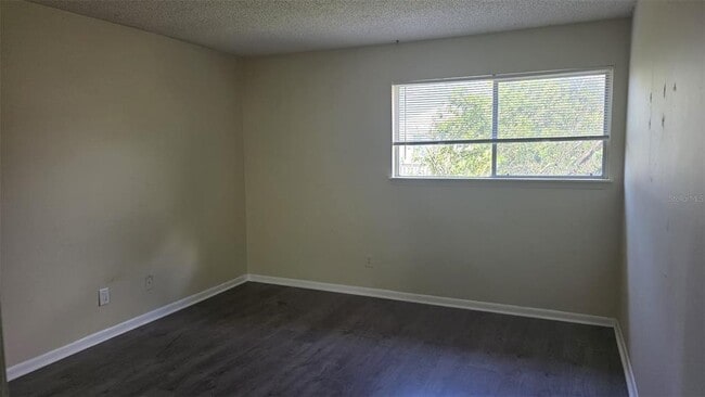 Photo - 6328 Newtown Cir Unit B2
