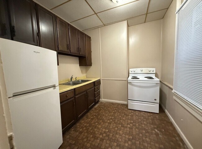 Photo - KEE - 909-911 N 10th Unit 909 - Apt 1