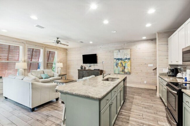 487 E 1st Ave Unidad SI ID1266408P