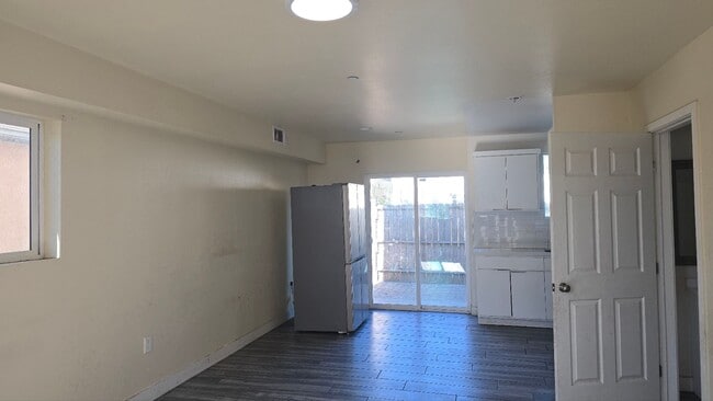 Photo - 84(1019E) Unit 84(1019 1/2)