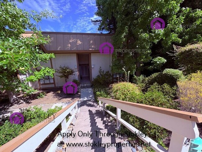 1317 Canyonwood Ct