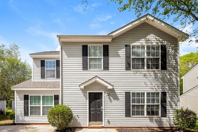 Building Photo - 10512 Wilson Glen Dr
