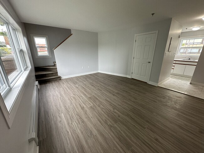 Salon dans un appartement de 3 chambres - Coburg Road Apartments