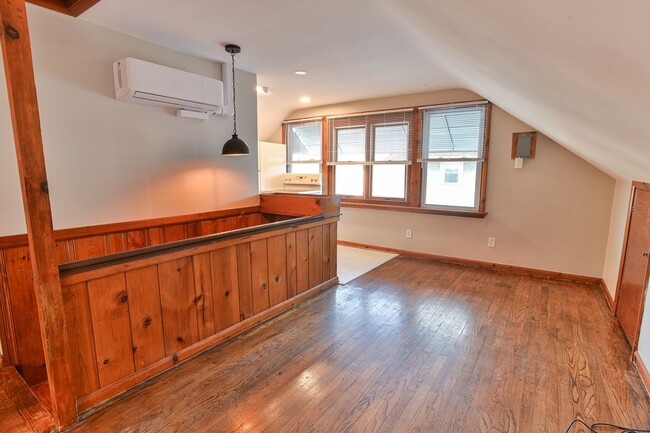 Photo - 316-318 5th Ave Unit 316 5th Ave, 2nd Floor