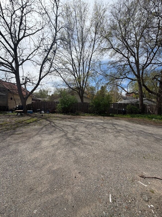 Photo - 119 S 3rd St Unidad 1
