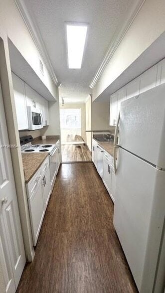 Photo - 11631 SW 2nd St Unit 20107