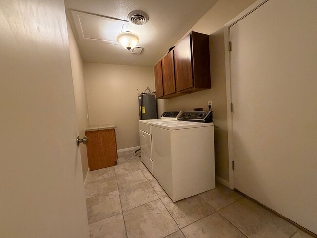 Photo - 1014 Plaza Del Sol