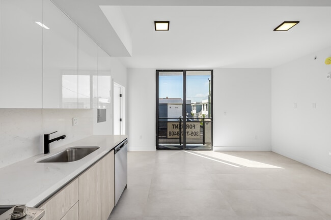 Photo - 1547 NW 2nd St Unidad Abensa LLC