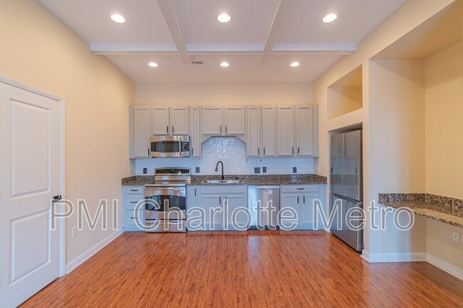 Photo - 448 New Bern Station Ct