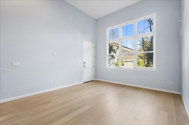 Photo - 2939 Glascock St