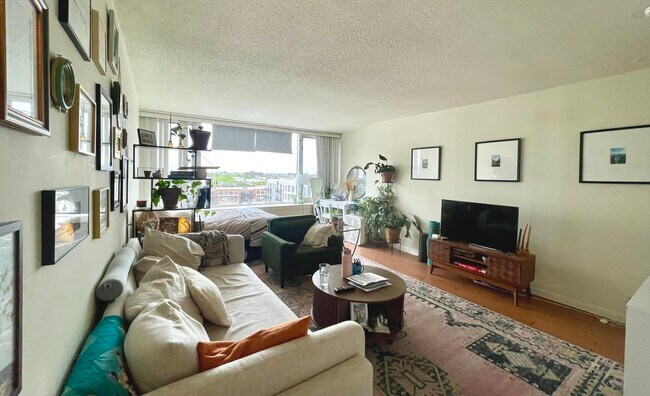 Photo - 2728 N Hampden Ct Unit 1108