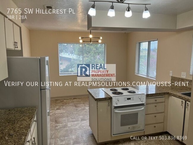 Photo - 7765 SW Hillcrest Pl