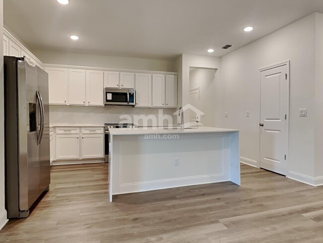 Photo - 11626 Hillside Dr