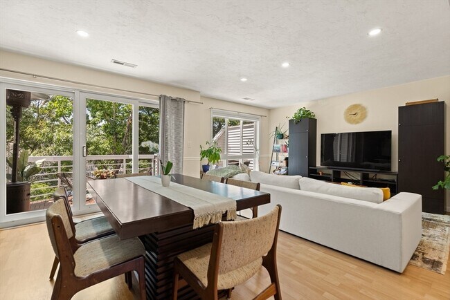 Photo - 391 Hyde Park Ave Unit 210