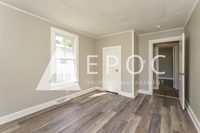 Photo - 2017 E 18th St