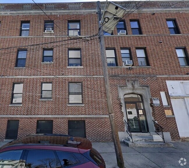 Building Photo - 6 Longfellow Ave Unit 2E Rental