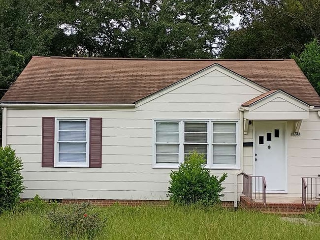 Building Photo - 3141 Somerset Dr Rental