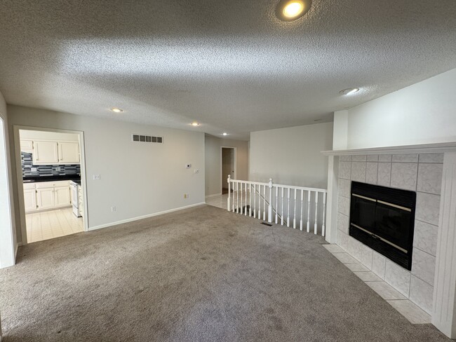 Photo - 508 W Clark St