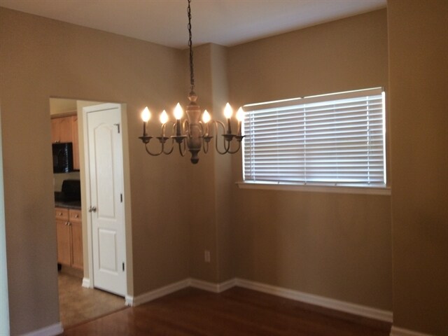 Photo - 1824 Baslia Ln