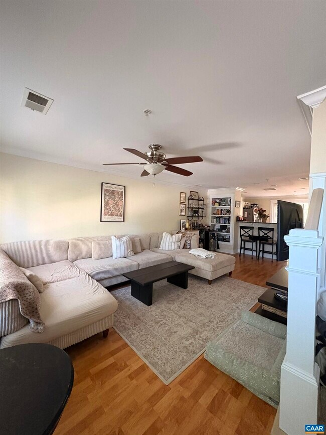Photo - 1855 Candlewood Ct Unit 211