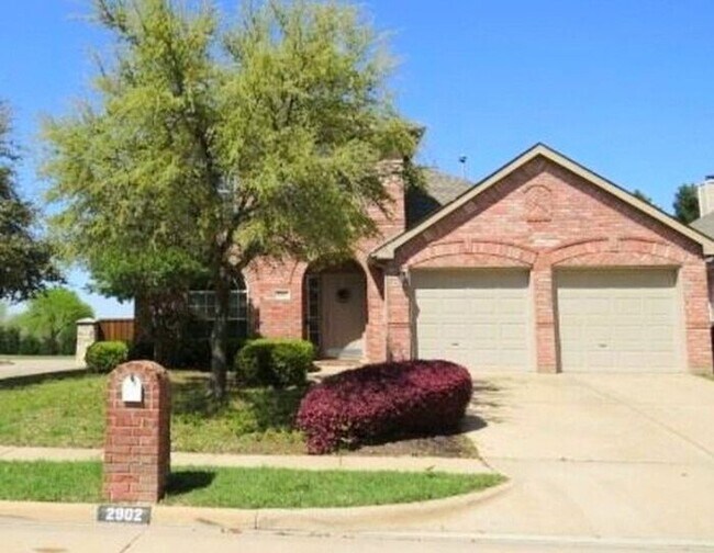 Building Photo - Spacious Frisco Home MOVE IN READY