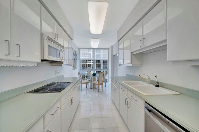 Photo - 6001 N Ocean Dr Unit 1001