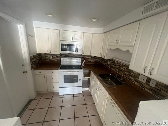 Photo - 624 NW 13th St Unit 0110
