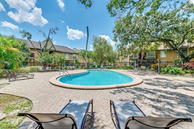 Photo - Foxcroft Apartments